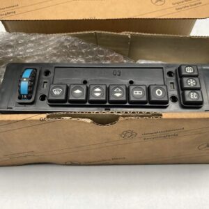 Panel klimatyzacji Mercedes w201 190E nr A2018300385