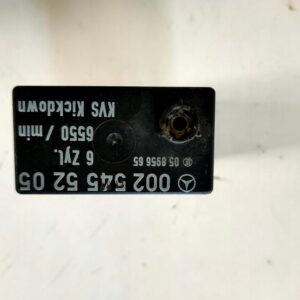 Przekaźnik pompy Paliwa Mercedes 107