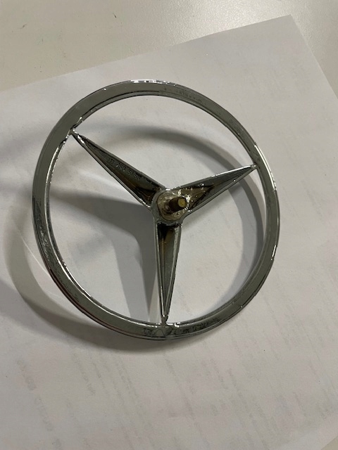 Gwiazda klapy bagażnika Mercedes w111C nowy chrom - obrazek 3