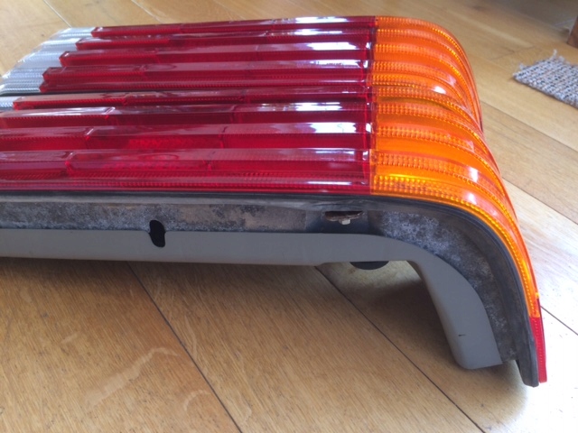 Uszczelka lamp tylnych Mercedes 107 Nowa - obrazek 6