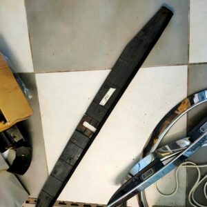 Listwa / osłona klapy bagażnika Mercedes 124