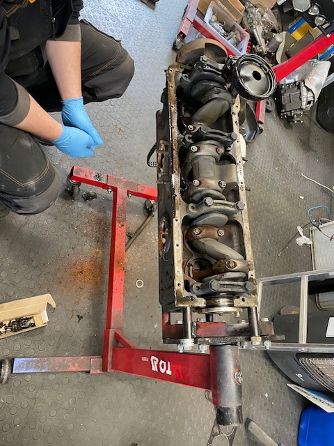Silnik 250Seb 6 cylindrowy do Mercedesa