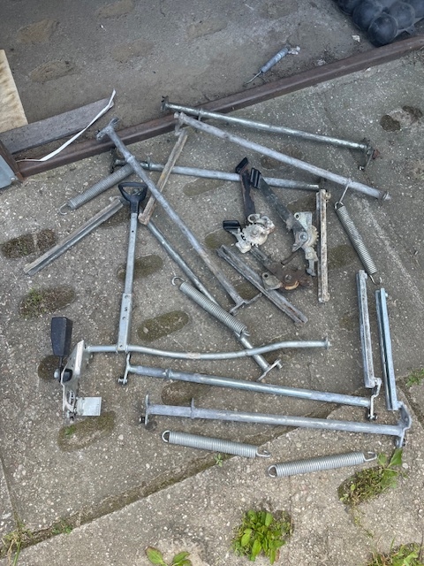 Mechanizm regulacji Fotela Mercedes 107 380SL i 560SL Lewy lub prawy - obrazek 3