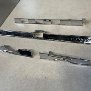 Chromy kokpitu Mercedes 107 USA regenerowane 4 szt.