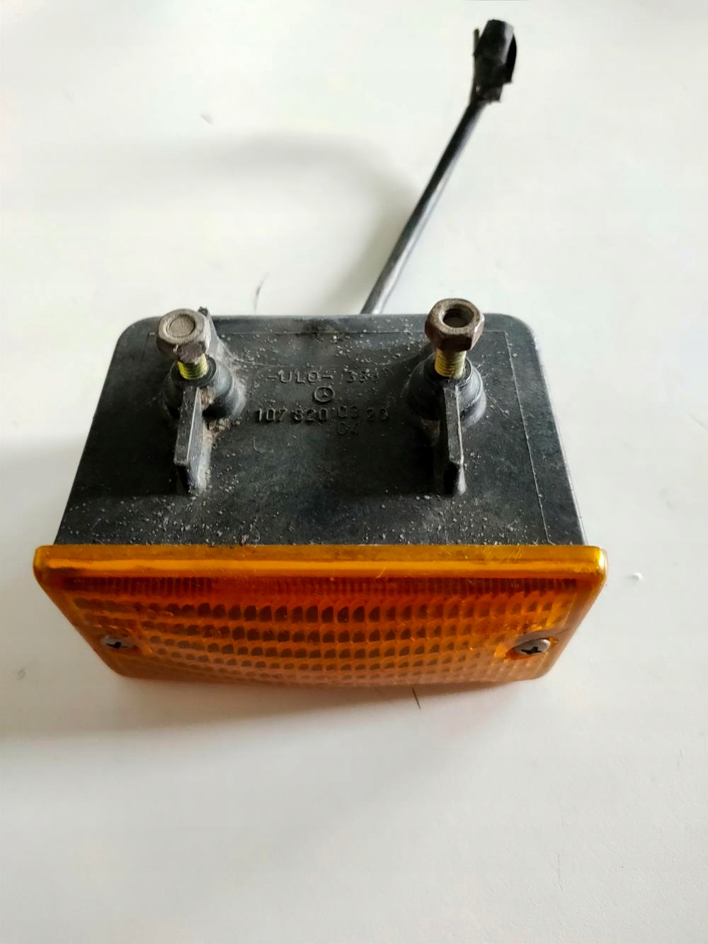 Kierunkowskaz pod zderzak Mercedes 107 ideał - obrazek 8