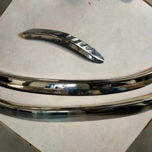 Listwy nakładki nadkola błotnik Mercedes 107
