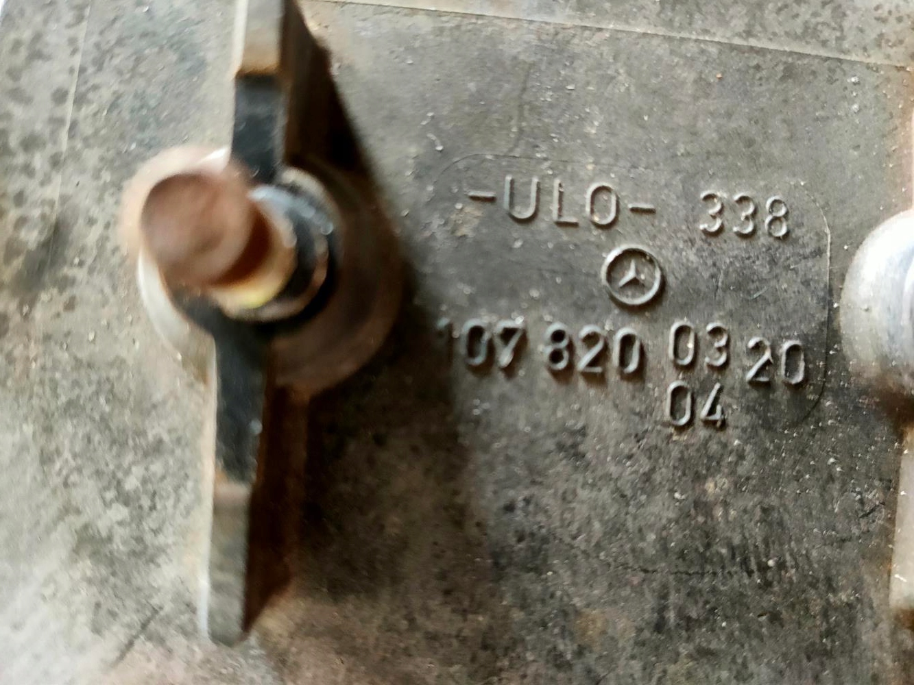 Kierunkowskaz pod zderzak Mercedes 107 ideał - obrazek 6