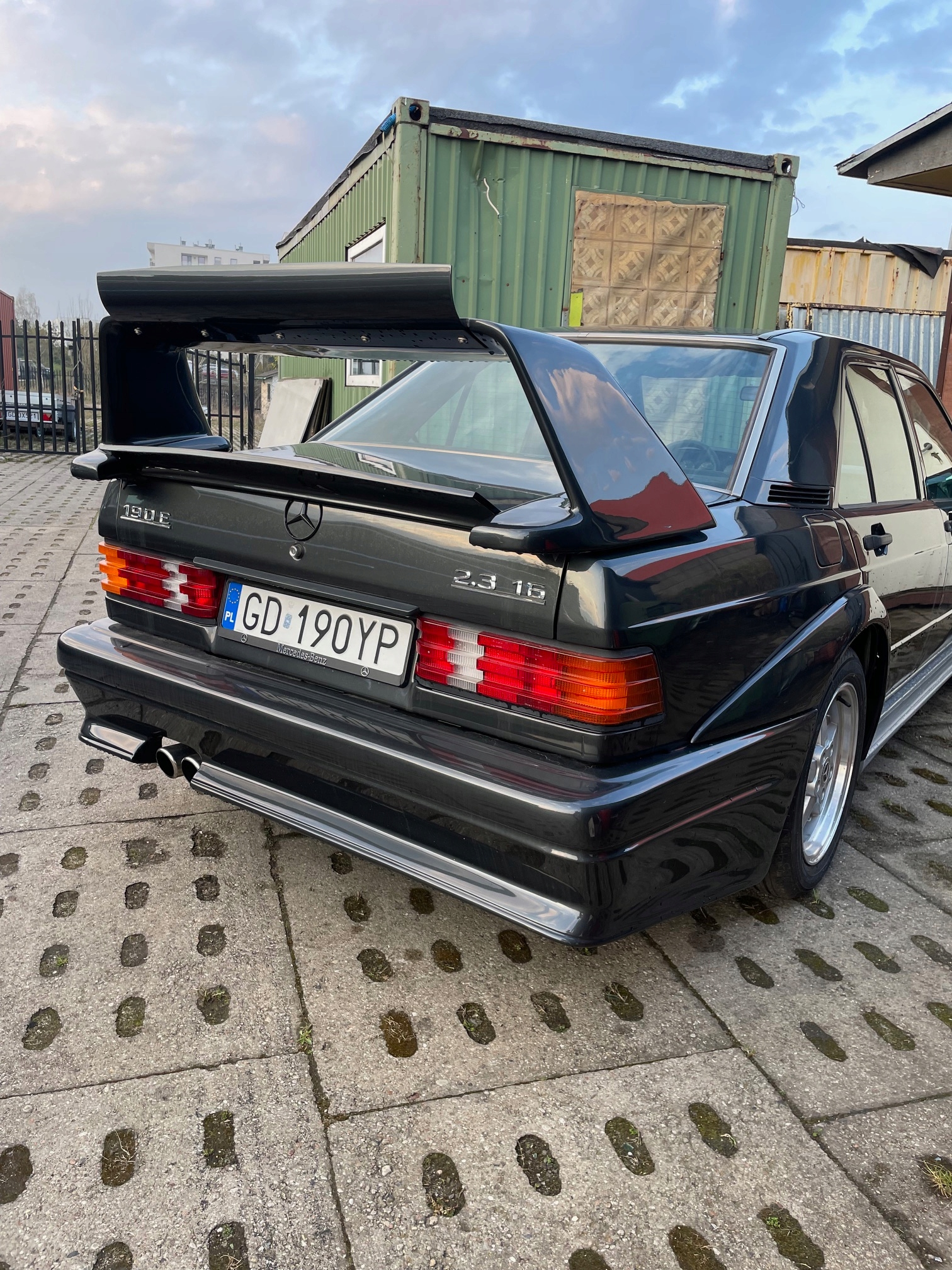 MERCEDES-BENZ 190E Replika EVO 2 310KM i 400nm