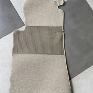 Dodatkowy dywanik kierowcy Wykładzina beż/ krem pętelka Mercedes W107 Nowy