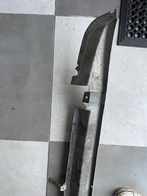Spoiler przedni Mercedes 107 SL/SLC 1 seria - obrazek 5