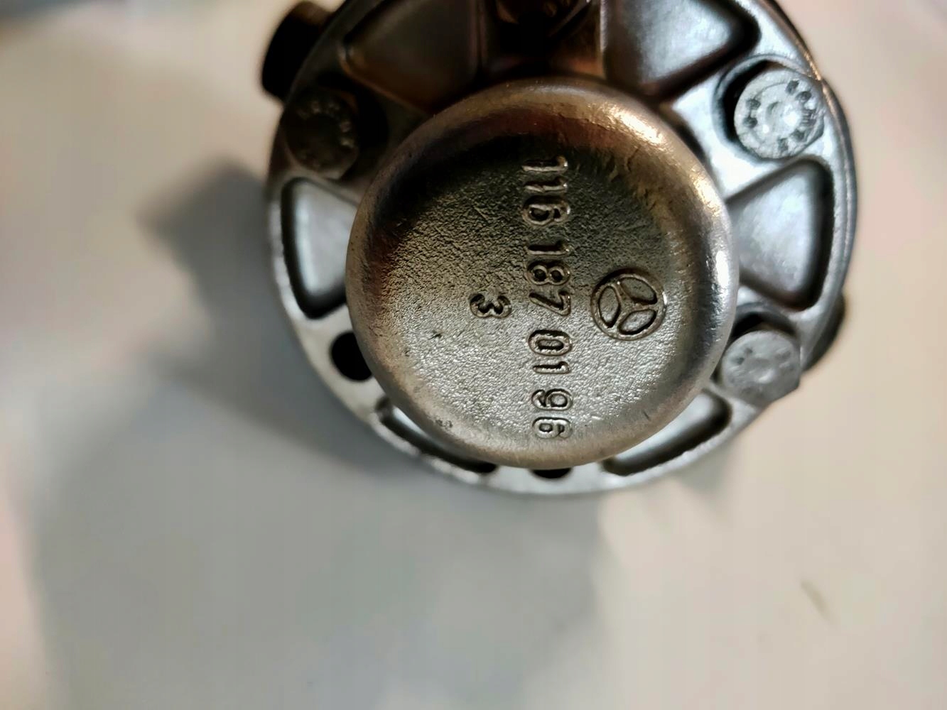 Element układu chłodzenia Mercedes 107 - obrazek 3