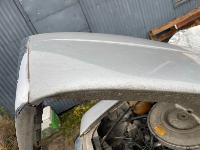 Grill kompletny Mercedes W107 ładny chrom, dobre kratki - obrazek 3