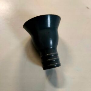 Wylot z rurek spływu skroplin nagrzewnicy Mercedes 107