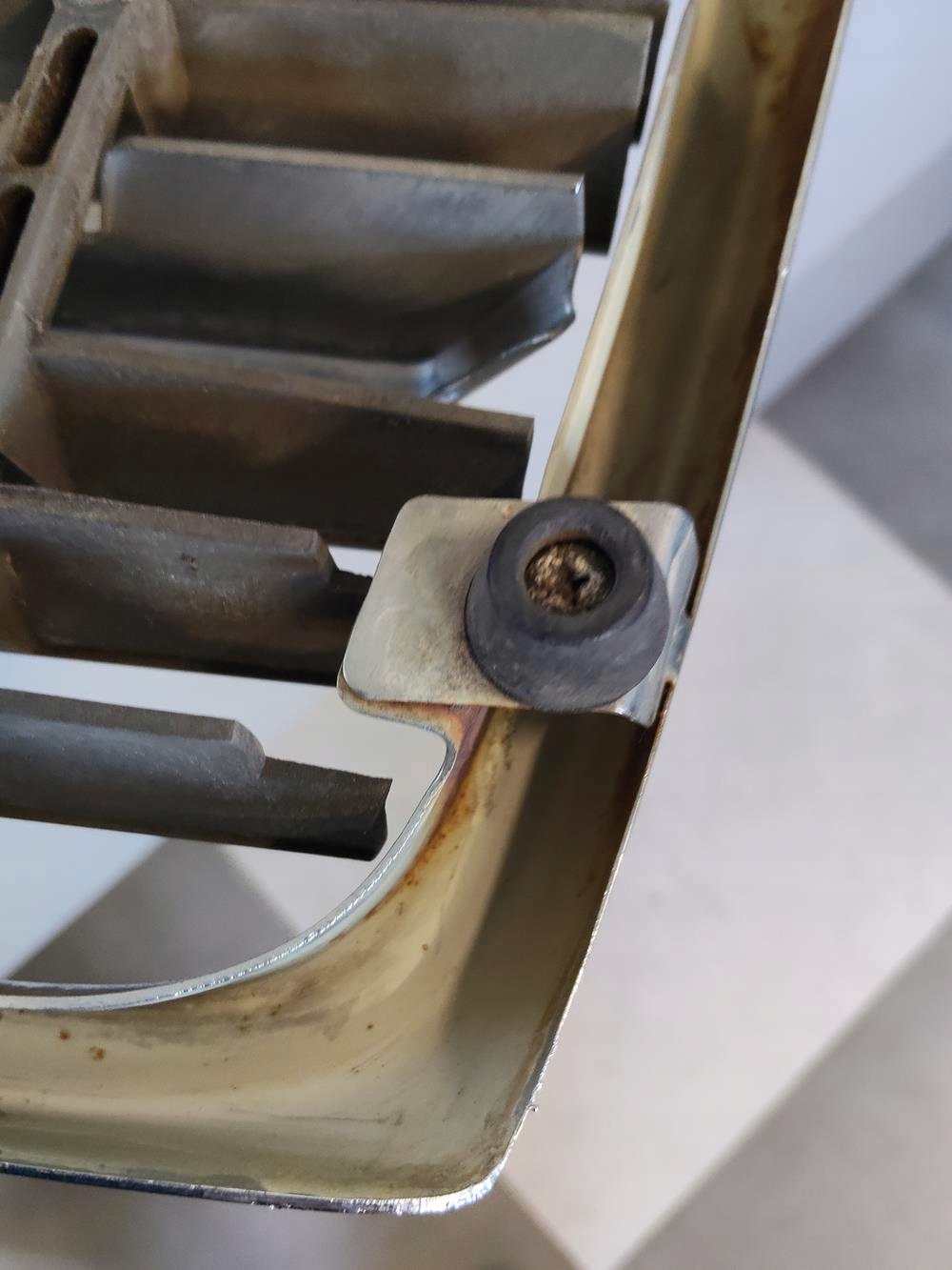 Grill kompletny Mercedes W107 ładny idealny technicznie - obrazek 11