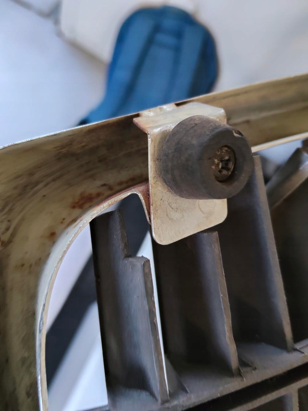Grill kompletny Mercedes W107 ładny idealny technicznie - obrazek 10