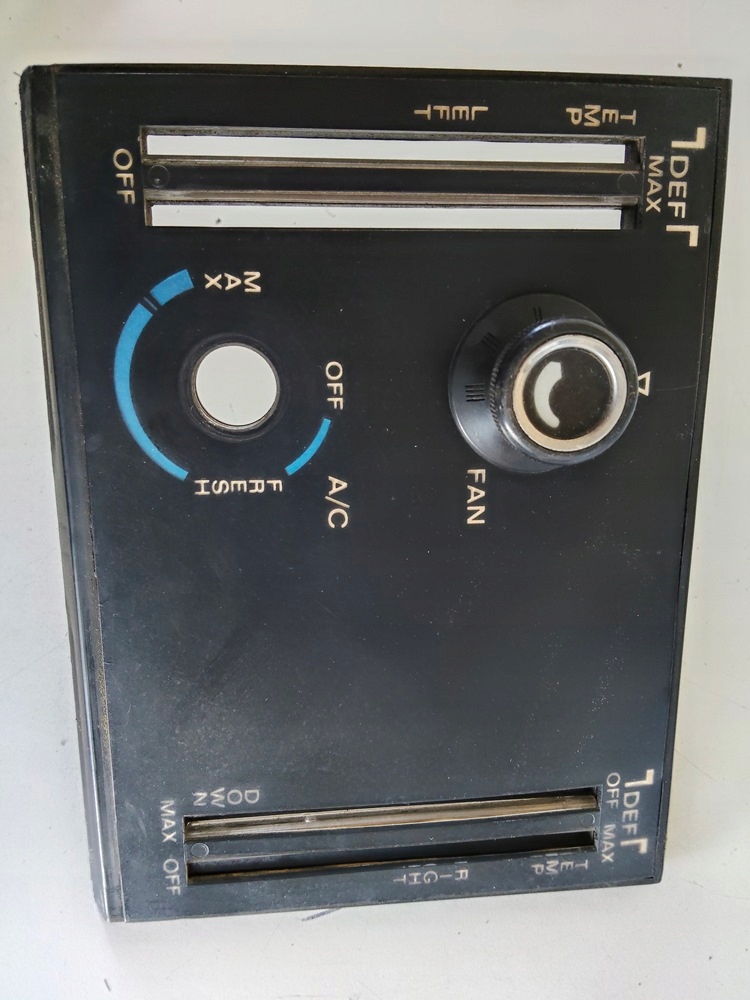 Panel klimatyzacji Mercedes 107 350 450 SL i SLC wczesny - obrazek 6