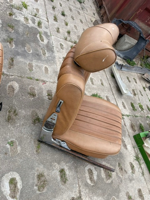 Fotel Mercedes 107 SL Cabrio przedlift - obrazek 6