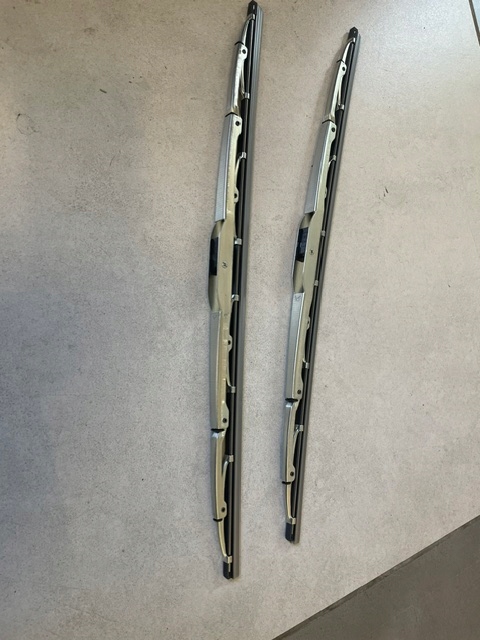 Wycieraczki szyby Mercedes 107 45cm srebrne