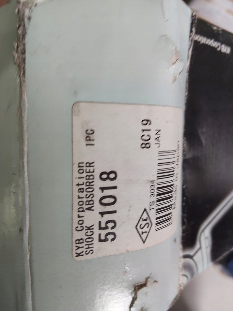 AMORTYZATOR PRZÓD KYB 551018 MERCEDES 12 KYB 551018 Amortyzator - obrazek 13