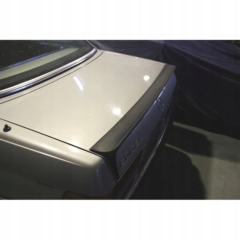 Spoiler tylnej klapy 500SL R107 C107 Nowy - obrazek 3
