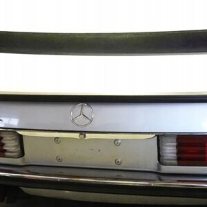 Spoiler tylnej klapy 500SL R107 C107 Nowy