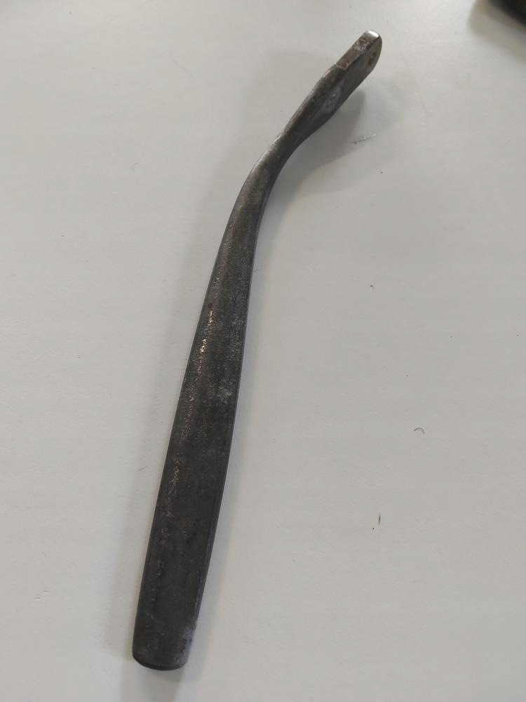 Rączka Klamka otwierania dachu - Mercedes 107 SL A1077760017