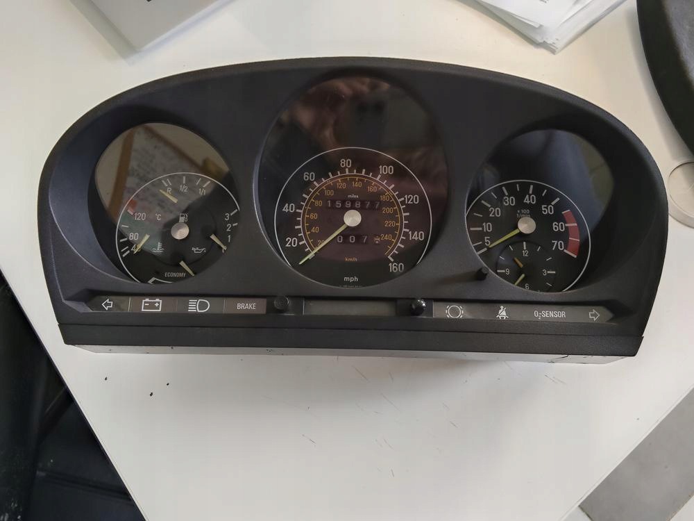 Licznik zegary - Mercedes 107 380SL ładne