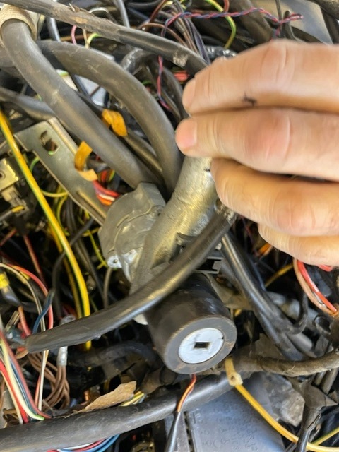 WIĄZKA INSTALACJI ELEKTRYCZNEJ - MERCEDES 107SL 380 - obrazek 11