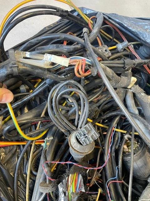 WIĄZKA INSTALACJI ELEKTRYCZNEJ - MERCEDES 107SL 380 - obrazek 5